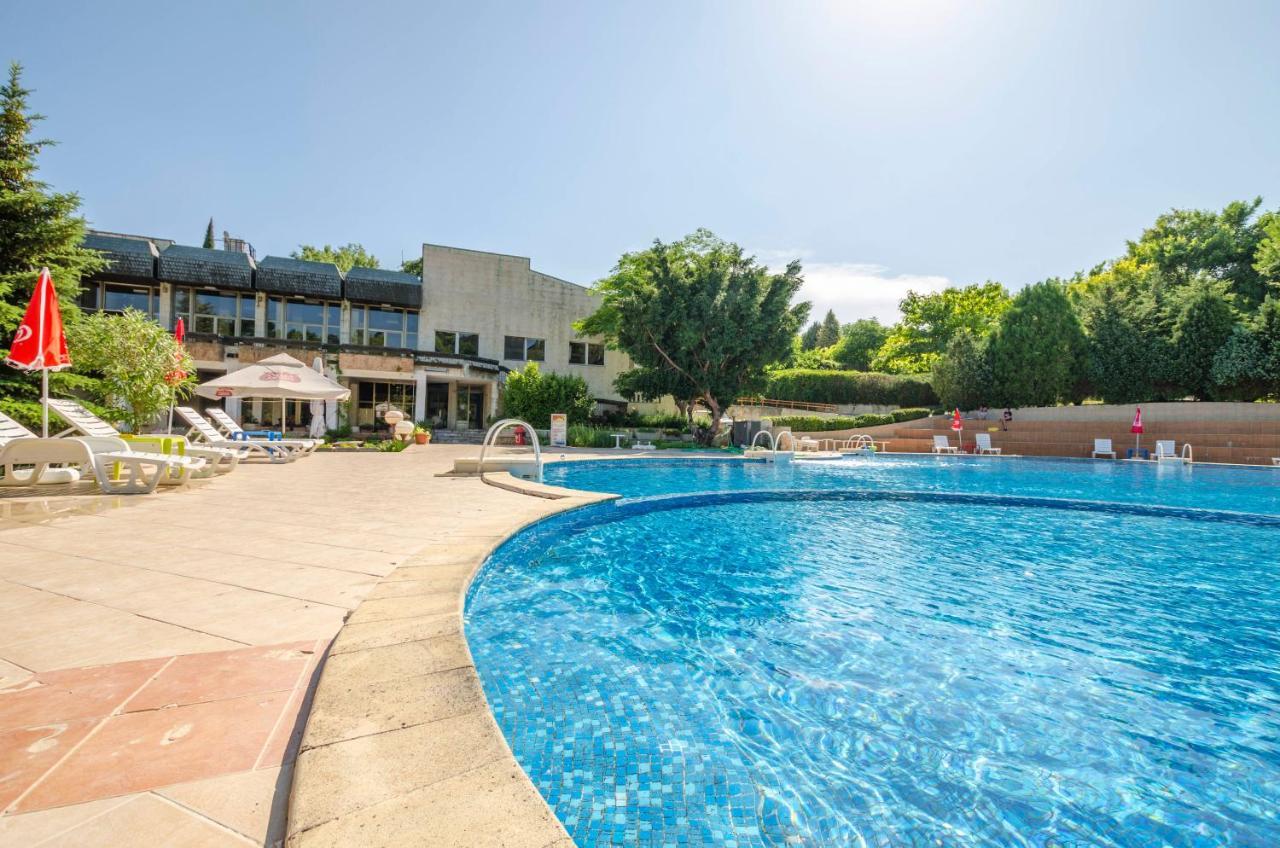 Park Complex Viktoria Hotel Balchik Esterno foto